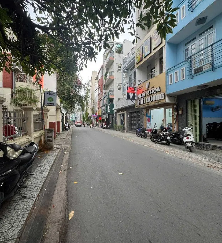 Chủ định cư chuyển nhượng nhà quận 1,
Mặt phố Nguyễn Phi Khanh - Trần Quang Khải gần chợ Tân Định... Bán nhà mặt phố tại Tân Định, Hồ Chí Minh 01