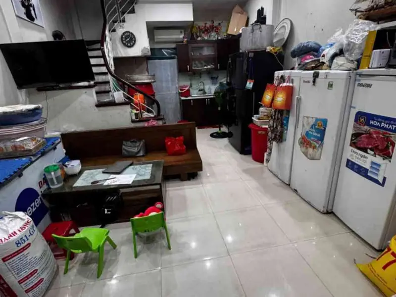 Bán nhà riêng 5 tầng ở Phường Bồ Đề, Hà Nội với ô tô đỗ cửa và hai thoáng... Bán nhà riêng tại Bồ Đề, Hà Nội 01