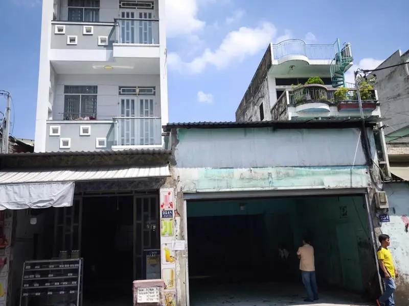 MẶT TIỀN TRỊNH ĐÌNH TRỌNG - GIÁP QUẬN 11 - NGANG LỚN 5.2M - GẦN TRƯỜNG HỌC - CHỦ Ở LÂU ĐỜI - NHỈNH... Bán nhà mặt phố tại Tân Phú, Hồ Chí Minh 01