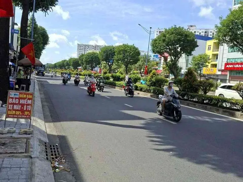 NHÀ MẶT TIỀN KINH DOANH SIÊU ĐỈNH- 2 MẶT TIỀN- ĐƯỜNG RỘNG 40M- LỀ 5M -SẴN DÒNG TIỀN CHO THUÊ... Bán nhà mặt phố tại Đông Hưng Thuận, Hồ Chí Minh 01