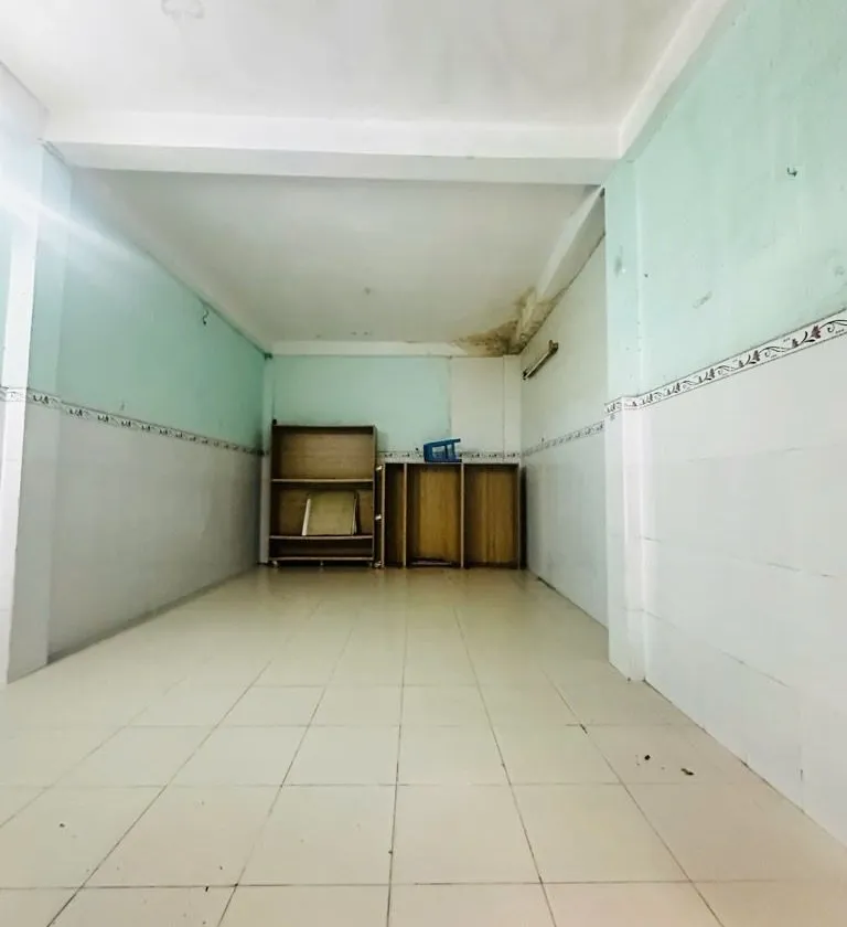 Nhà 2 tầng rộng 7.1m, giá tốt Quận 10... Bán nhà riêng tại Hòa Hưng, Hồ Chí Minh 01