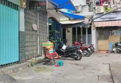Nhà 3 tầng xinh xắn giữa lòng Quận 10... Bán nhà riêng tại Hòa Hưng, Hồ Chí Minh 01