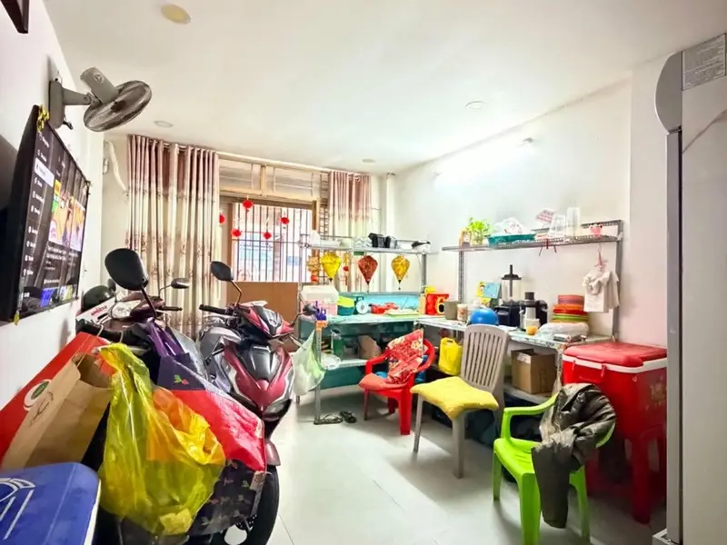 Cơ hội hiếm có tại Lê Hồng Phong Quận 5 – Nhà 2 tầng giá tốt cần bán ngay... Bán nhà riêng tại Chợ Quán, Hồ Chí Minh 01
