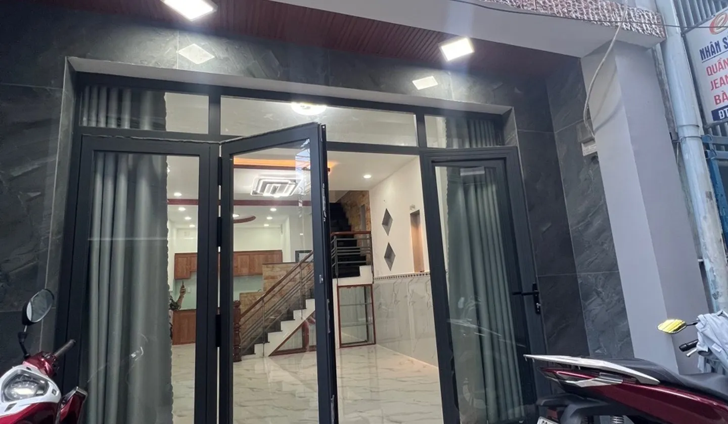 Bán nhà riêng 2 tầng 43m2 tại Hiệp Bình Chánh, Thủ Đức giá 4.9 tỷ... Bán nhà riêng tại Hiệp Bình, Hồ Chí Minh 01