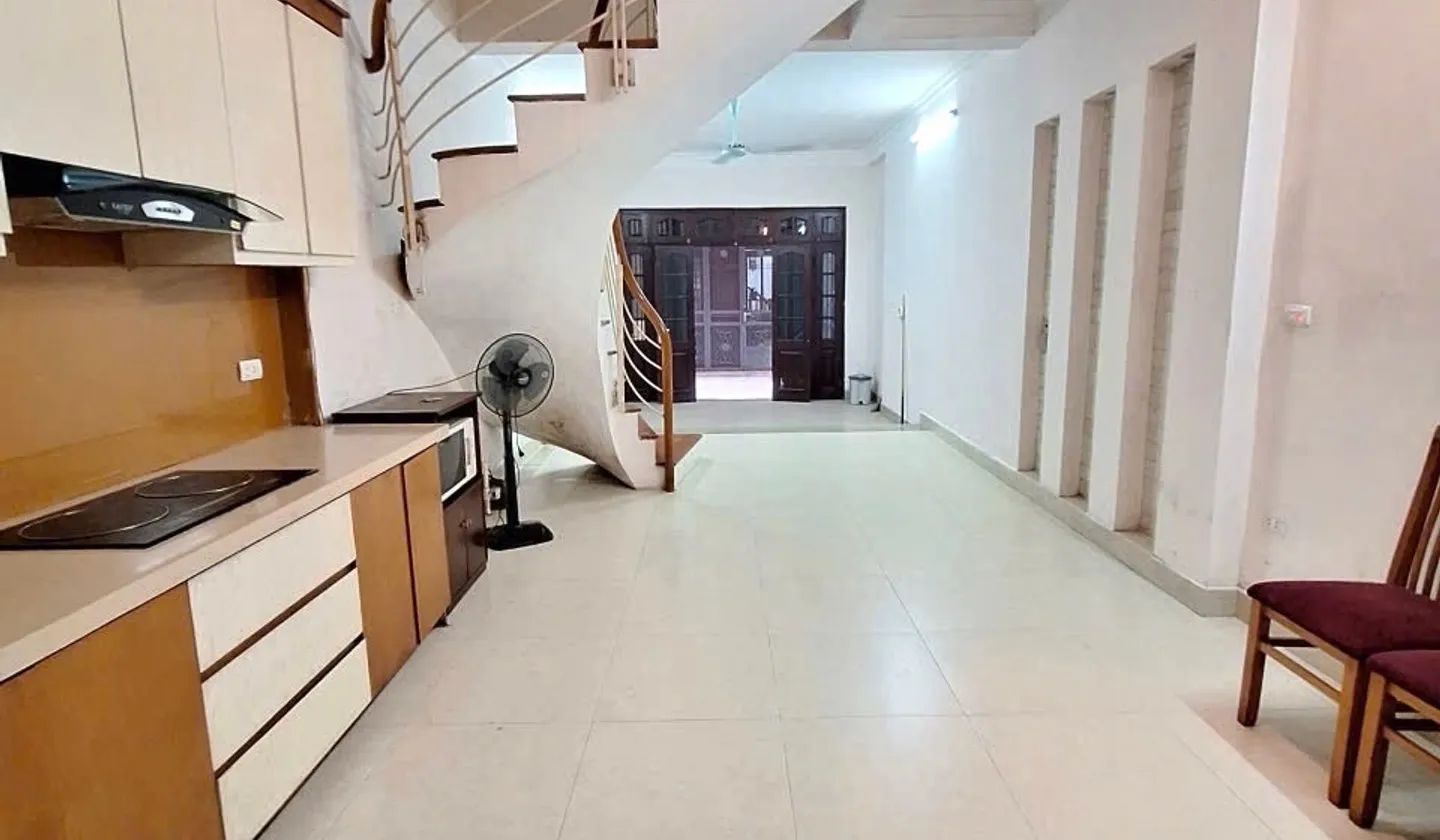 Bán nhà riêng 5 tầng tại Phùng Chí Kiên, ô tô vào nhà, ngõ thông, giá 19.2 tỷ... Bán nhà riêng tại Nghĩa Đô, Hà Nội 01