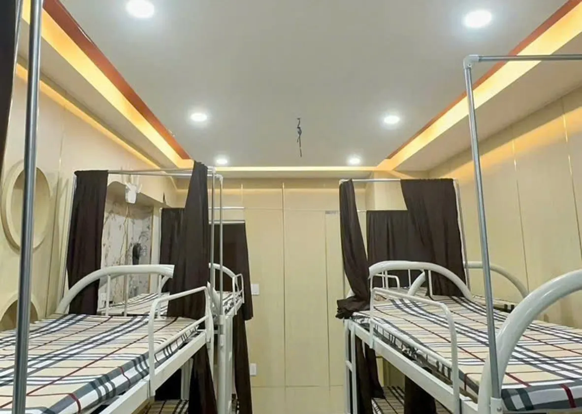 NHÀ MẶT TIỀN KINH DOANH CHDV SẦM UẤT - ĐƯỜNG NGUYỄN VĂN NGHI – ĐỐI DIỆN CHỢ GÒ VẤP – 52m2- 6TẦNG- D... Bán nhà mặt phố tại An Nhơn, Hồ Chí Minh 01