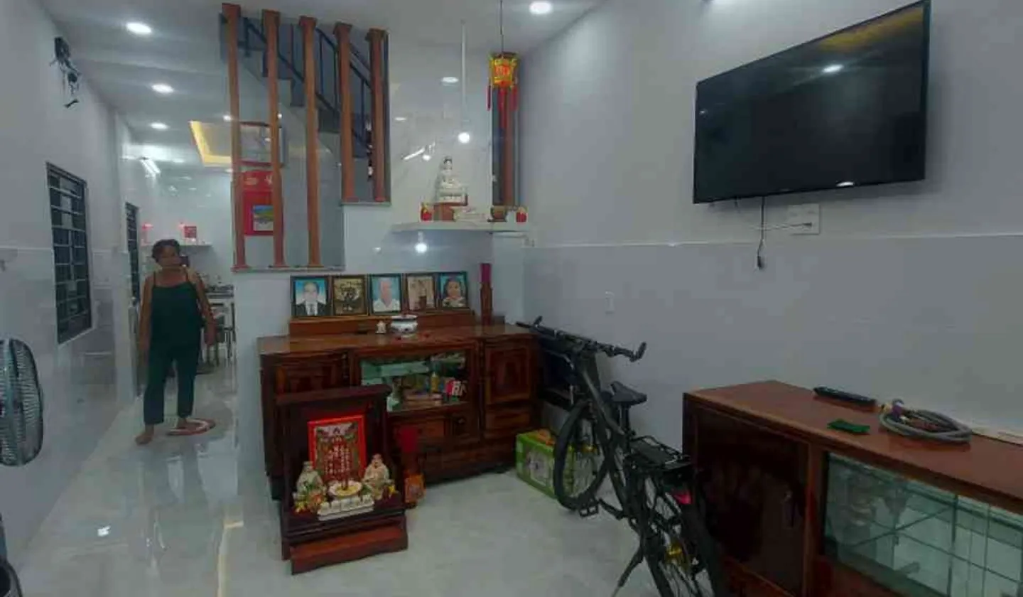 Nhà đẹp trung tâm Quận 10, sẵn sàng về ở ngay... Bán nhà riêng tại Vườn Lài, Hồ Chí Minh 01