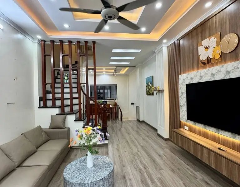 Bán nhà 5 tầng phân lô ô tô vào nhà tại phường Hoàng Mai, ngõ thông tiện kinh doanh... Bán owner_side tại Tương Mai, Hà Nội 01