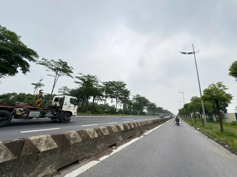 🌺 TP THÔNG MINH - 3 OTO TRÁNH VỈE HÈ RỘNG RÃI - GIÁP TRƯỜNG HỌC ĐẠT CHUẨN QUỐC GIA - QL5 CHỈ 100M... Bán đất tại Vĩnh Thanh, Hà Nội 01