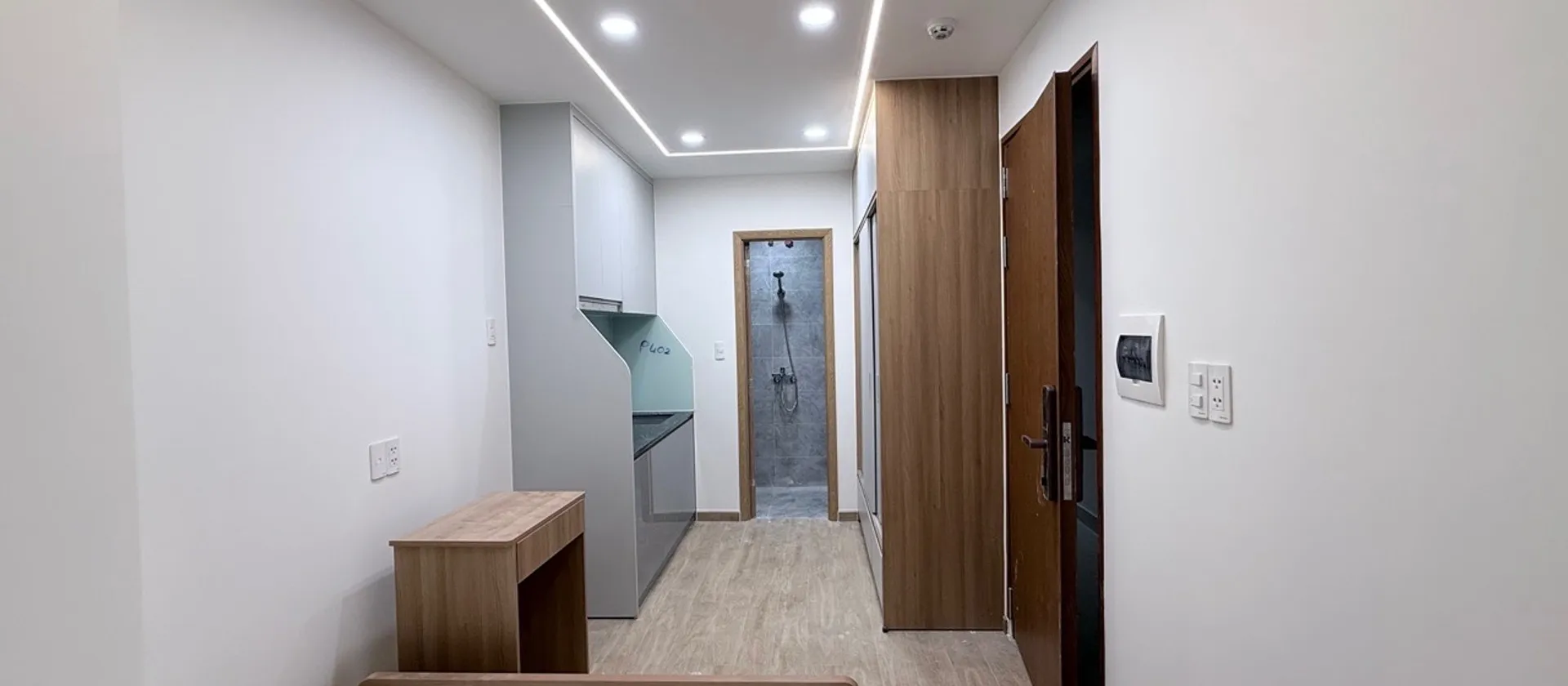BÁN CĂN HỘ DỊCH VỤ 16 PHÒNG—THANG MÁY—NGAY TRƯỜNG ĐẠI HỌC HÙNG VƯƠNG—KẾ BÊN DƯƠNG QUẢNG HÀM—HẺM OTO... Bán nhà riêng tại An Nhơn, Hồ Chí Minh 01