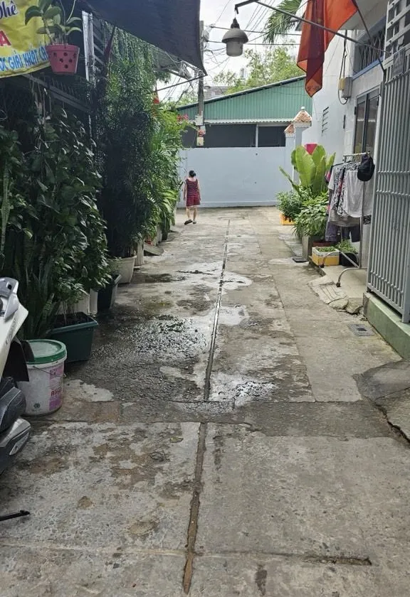 Nhà 2 tầng hẻm ô tô tại trung tâm Tân Phú, đầy đủ nội thất... Bán nhà riêng tại Phú Thọ Hòa, Hồ Chí Minh 01