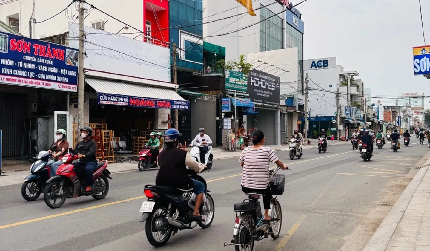 TIỀN KINH DOANH SIÊU ĐỈNH- 2 MẶT TIỀN- ĐƯỜNG RỘNG 40M- LỀ 5M -SẴN DÒNG TIỀN CHO THUÊ- TRƯỜNG CHINH-... Bán nhà mặt phố tại Đông Hưng Thuận, Hồ Chí Minh 01