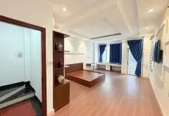 Nhà Đẹp Q.3 mua để ở,

nhà hxh lê văn sỹ trung tâm quận 3

Dt ngang 4.6m dài 10m 4 tầng sân thượng... Bán nhà riêng tại Nhiêu Lộc, Hồ Chí Minh 03