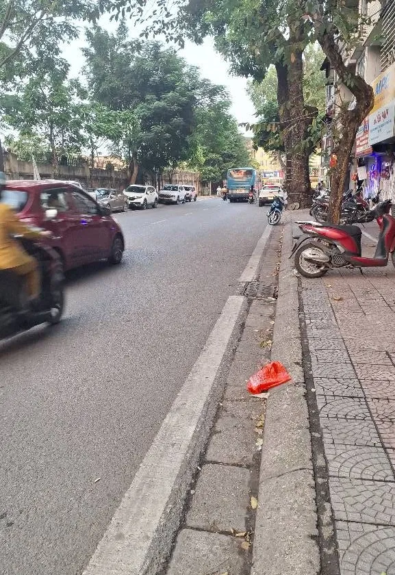 Bán nhà mặt phố trung tâm Long Biên, 5 tầng, 69.5m², giá 22 tỷ VND... Bán nhà mặt phố tại Bồ Đề, Hà Nội 01