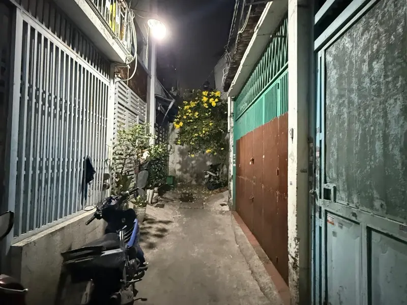 Bán nhà 2 tầng tại Phạm Văn Bạch, Tân Sơn, TP.HCM, giá 4.8 tỷ... Bán nhà riêng tại Tân Sơn, Hồ Chí Minh 01