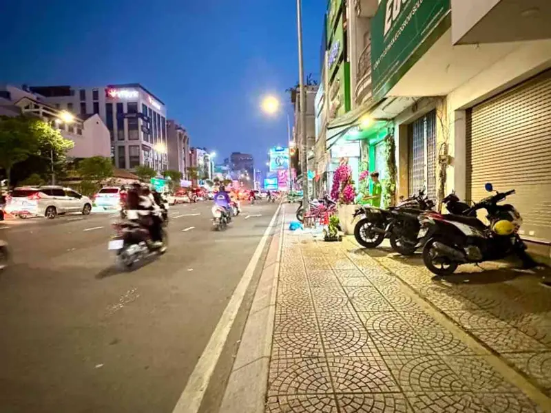 NHÀ ĐIỆN BIÊN PHỦ Q1 – MẶT TIỀN TÂN ĐỊNH – 5 TẦNG + THANG MÁY... Bán nhà mặt phố tại Tân Định, Hồ Chí Minh 01