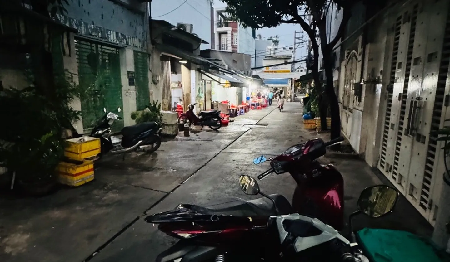Bán nhà riêng 3 tầng đường số 5 Bình Tân, hẻm xe hơi, pháp lý chuẩn... Bán nhà riêng tại Bình Hưng Hòa, Hồ Chí Minh 01