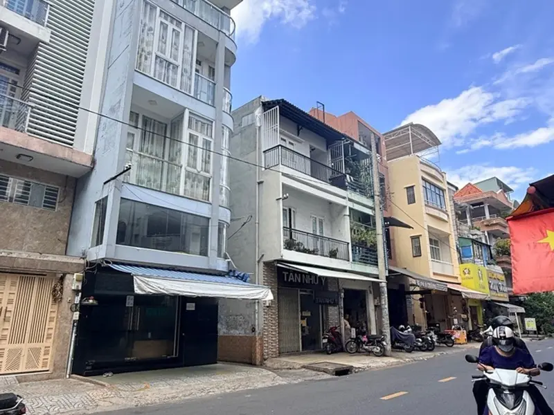 GIÁ TỐT, MTKD HOÀ HẢO, Q10, 5M*9M, 5 TẦNG VUÔNG,... Bán nhà mặt phố tại Diên Hồng, Hồ Chí Minh 01