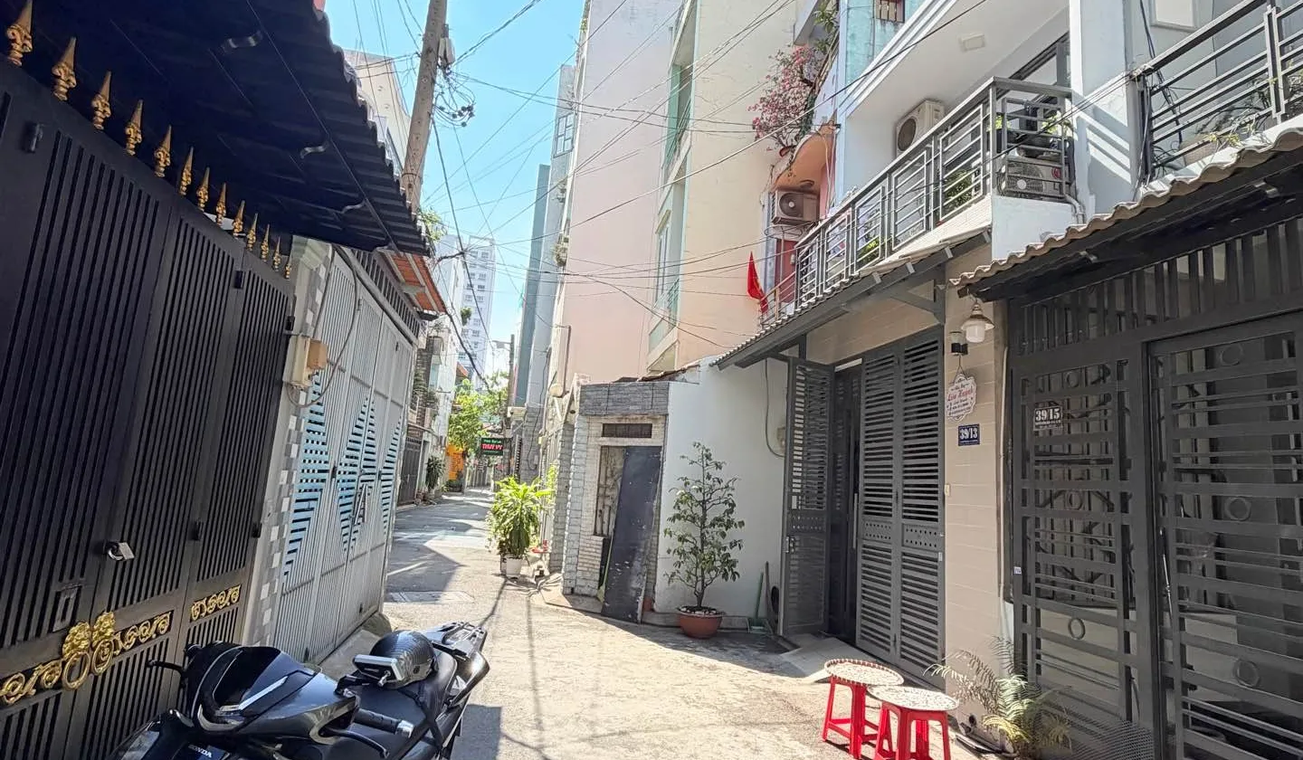Bán biệt thự liền kề tại phường 14 Tân Bình, 37m2, 3 tầng, 2 mặt hẻm thoáng... Bán biệt thự, liền kề tại Tân Bình, Hồ Chí Minh 01