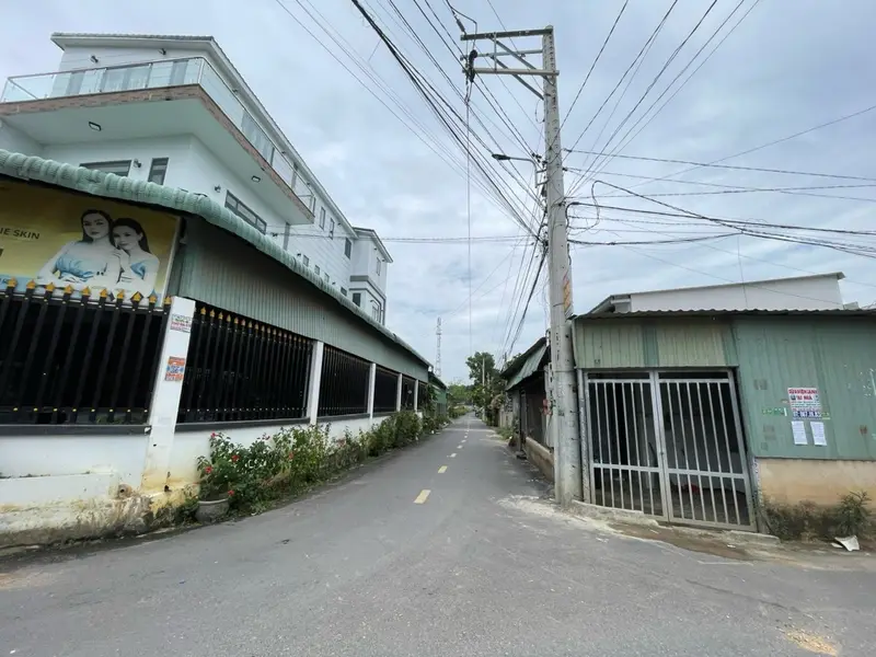 Biệt thự độc đáo trên quỹ đất rộng tại Tân Uyên Bình Dương... Bán nhà riêng tại Tân Uyên, Hồ Chí Minh 01