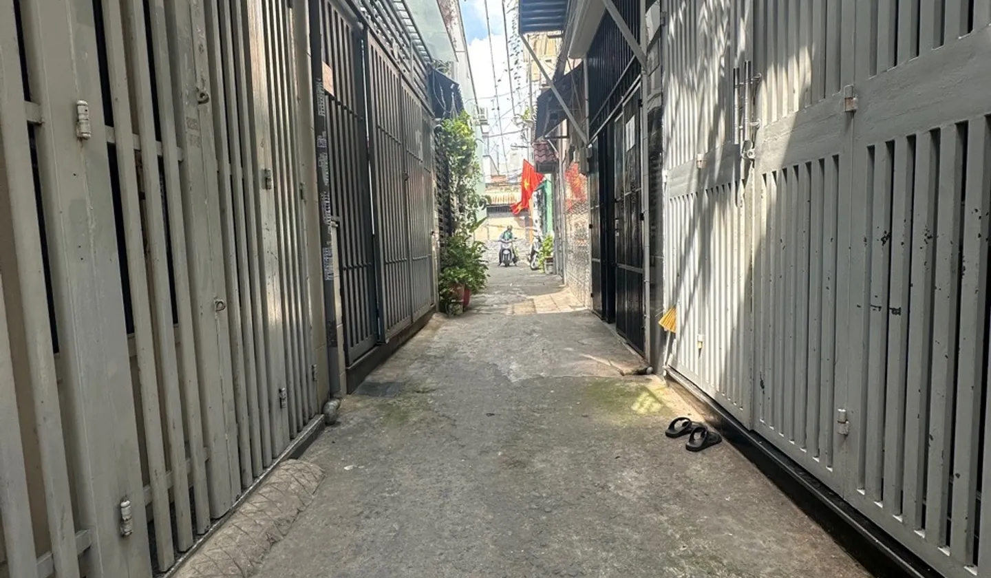 Bán nhà 2 tầng, 2PN tại Phường 12, giá 2,3 tỷ, hẻm an ninh... Bán nhà riêng tại An Hội Tây, Hồ Chí Minh 01