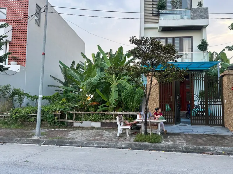 Bán đất đấu giá khu vực xã Thư Lâm, Hà Nội với vị trí tiềm năng và pháp lý đảm bảo... Bán đất tại Thư Lâm, Hà Nội 01