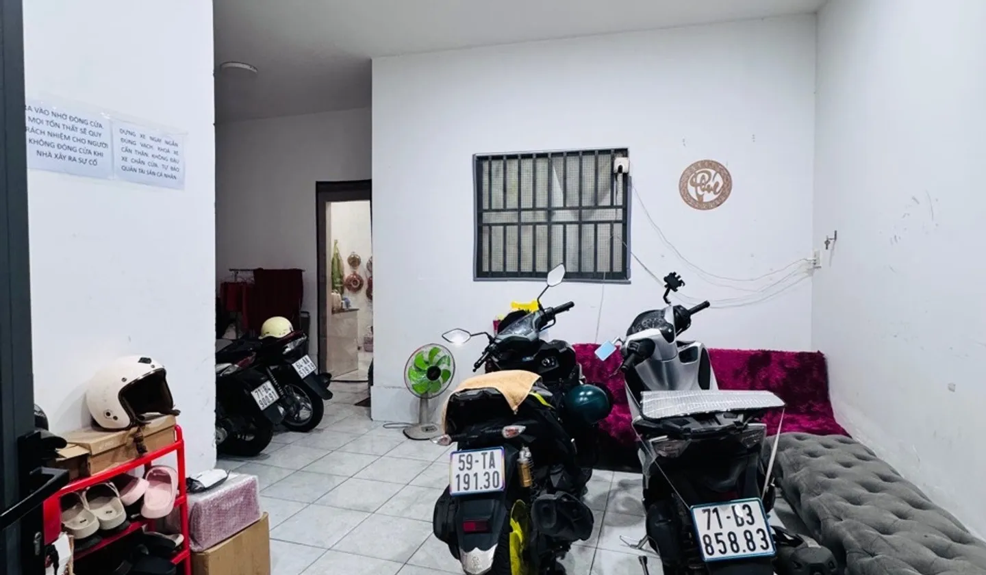 Nhà 2 tầng hẻm ba gác gần mặt tiền, Phú Nhuận, 60m2... Bán nhà riêng tại Phú Nhuận, Hồ Chí Minh 01