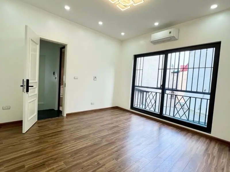 Bán nhà riêng 5 tầng phường Ngọc Hà, Ba Đình, Hà Nội - nhà mới, tiện ích đầy đủ... Bán nhà riêng tại Ngọc Hà, Hà Nội 01