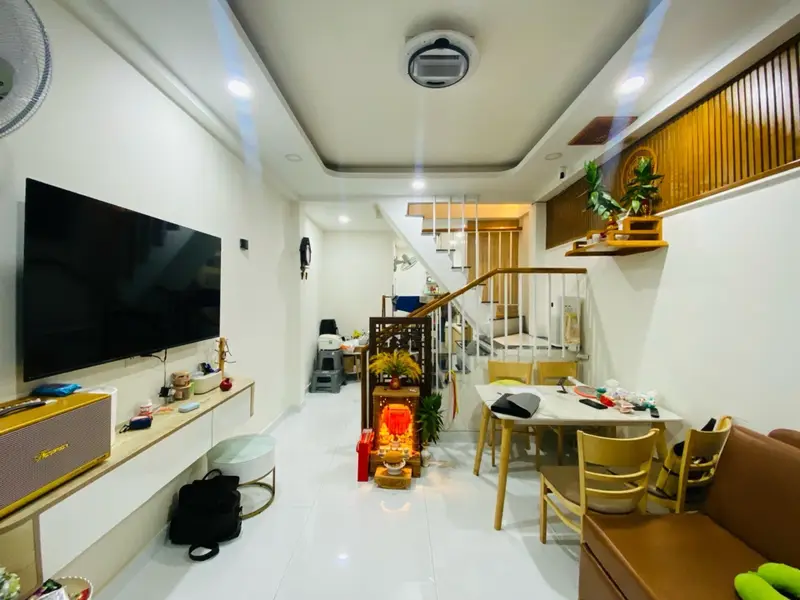 Cơ Hội Vàng Sở Hữu Nhà Đẹp Sổ Vuông Ngay Ngã Tư Hàng Xanh, Giá Tốt Quận Bình Thạnh... Bán nhà riêng tại Thạnh Mỹ Tây, Hồ Chí Minh 01