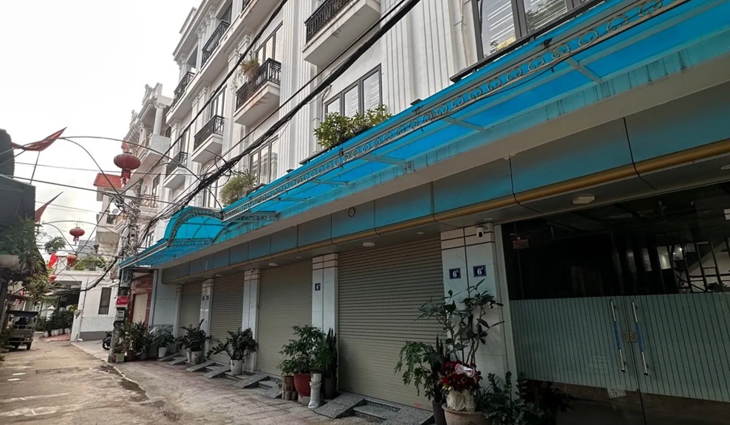 Nhà kiên cố hai thoáng mặt ngõ ô tô tránh tại trung tâm Hải An... Bán nhà riêng tại Hải An, Hải Phòng 01
