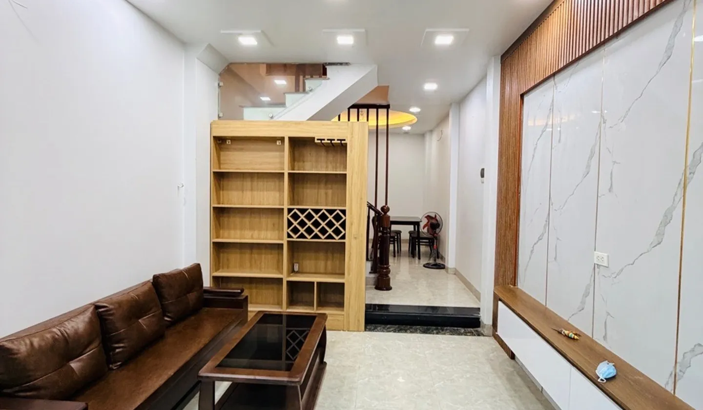 Nhà 4 tầng 4 phòng ngủ tại 565 Bát Khối -TK hiện đại trẻ chung giá chốt linh động - 0386141931... Bán nhà riêng tại Long Biên, Hà Nội 01