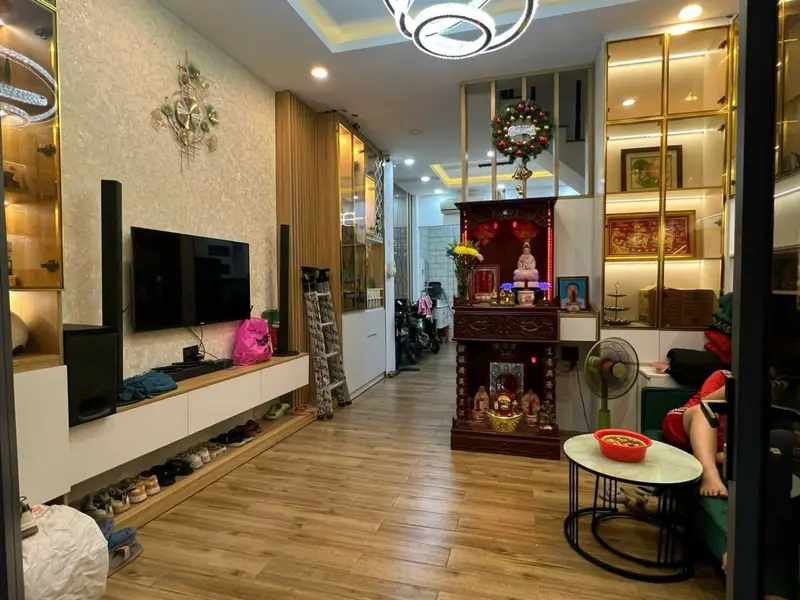 Nhà đẹp Mễ Cốc, Quận 8 – khu cao tầng đồng bộ
36m², 4,2x9m, 3Tầng lầu sân thượng, 5PN, 4WC.... Bán nhà riêng tại Phú Định, Hồ Chí Minh 01