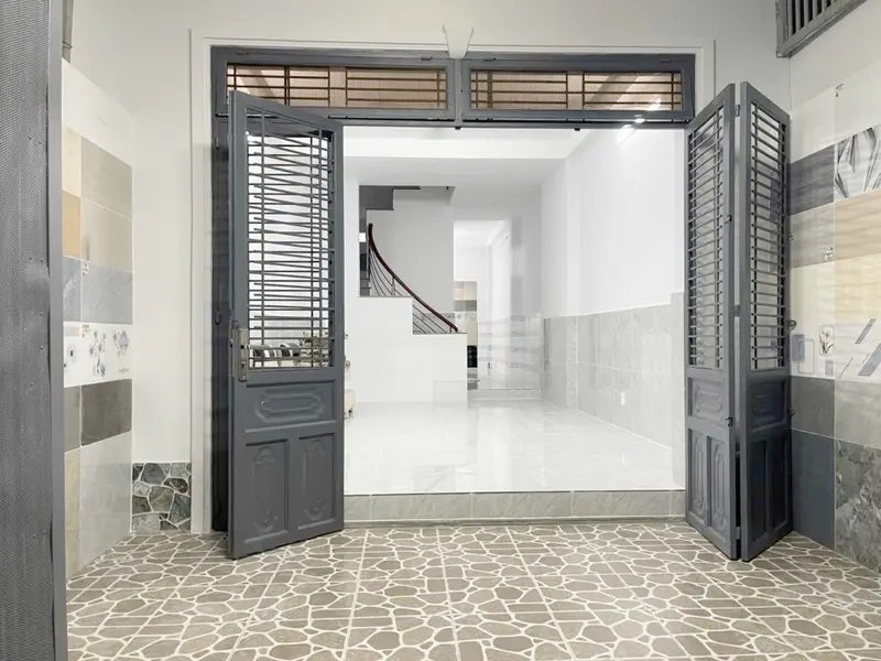Nhà 2 tầng, 3PN. 4x17m. Chỉ 5,x tỷ. HXH Bùi Quang Là, Phường An Hội Tây ( P12, Gò Vấp).... Bán nhà riêng tại An Hội Tây, Hồ Chí Minh 01