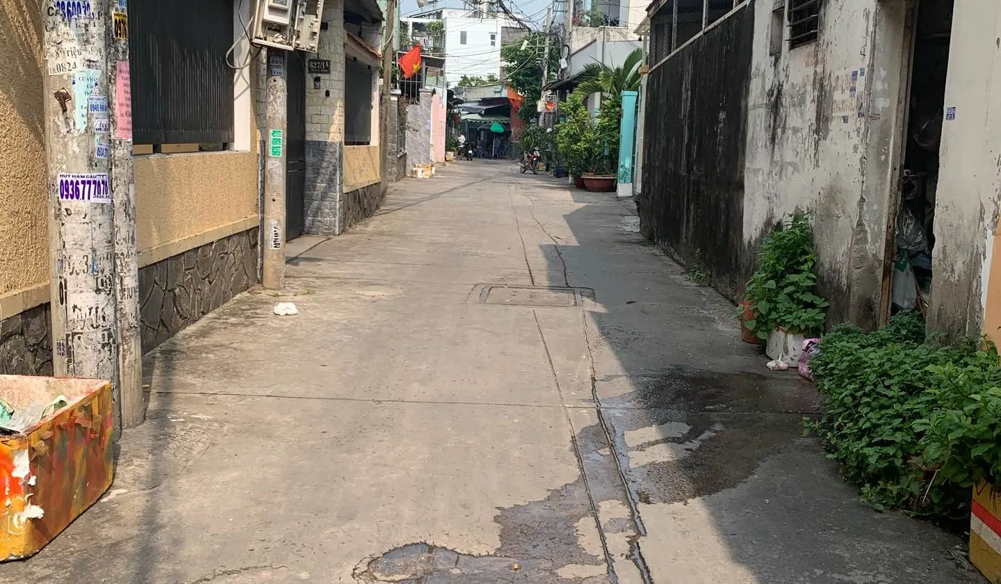💢Q12- GẦN CẦU VƯỢT AN SƯƠNG-NHÀ 5
TẦNG ĐÚC - 31M2- 4PN 5WC -... Bán nhà riêng tại Đông Hưng Thuận, Hồ Chí Minh 01