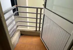 Nhà 5 tầng 6 phòng ngủ ngõ thông Ngọc Thụy, gần vườn hoa, hồ điều hòa... Bán nhà riêng tại Bồ Đề, Hà Nội 03