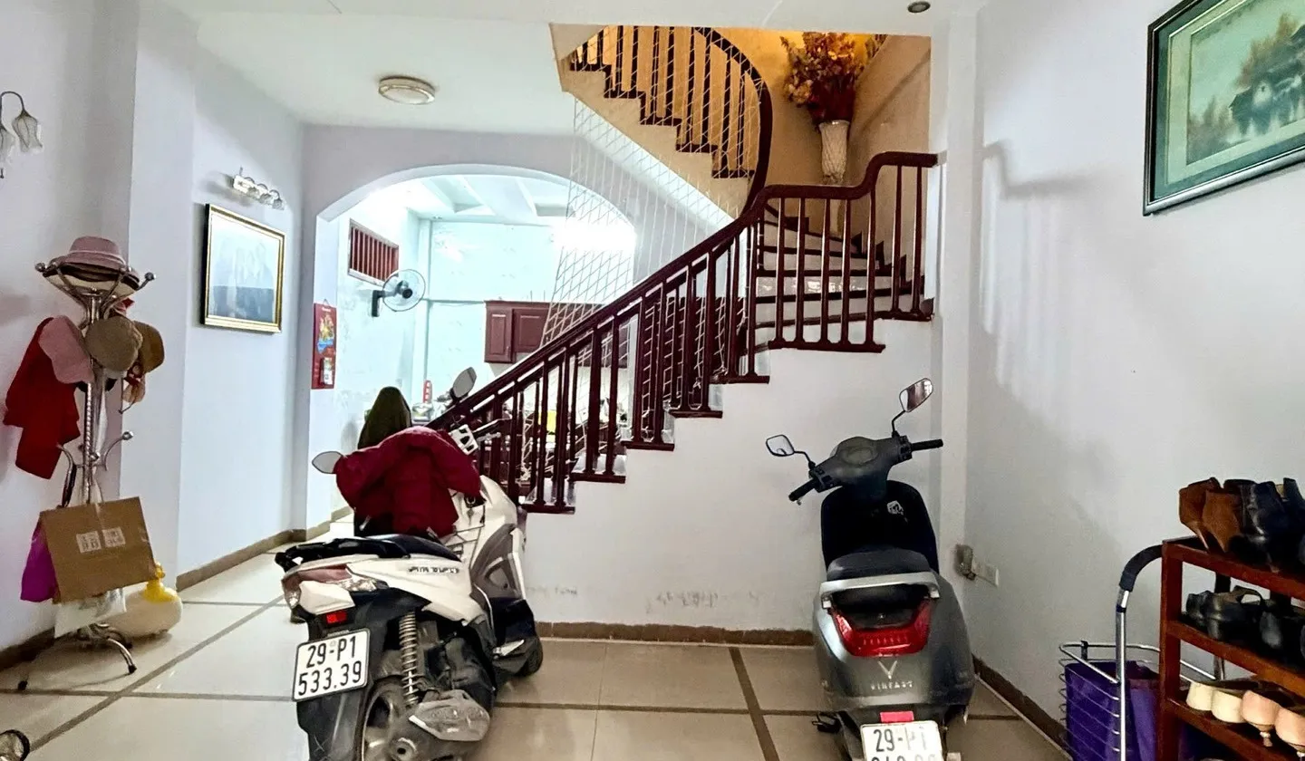 Nhà lô góc 6 tầng trung tâm Cầu Giấy, ô tô đỗ cửa, 5PN, 4WC... Bán nhà riêng tại Nghĩa Đô, Hà Nội 01
