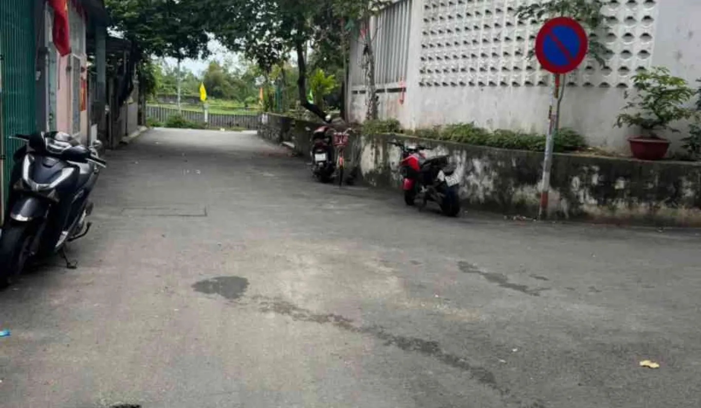 BÁN NHÀ 3 TẦNG HÀ HUY TẬP - 3,X TỶ - Ô TÔ ĐỔ CỬA - KHU SẦM UẤT, GẦN SÁT TRƯỜNG CẤP 1,2... Bán nhà riêng tại Thanh Khê, Đà Nẵng 01