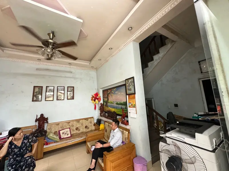 Siêu phẩm BT Sân Vườn Yết Kiêu, Hòn Gai 160m2, 3 tầng, Ở Luôn, Ô Tô, KD, Chỉ 5.5 Tỷ... Bán nhà riêng tại Hồng Gai, Quảng Ninh 01