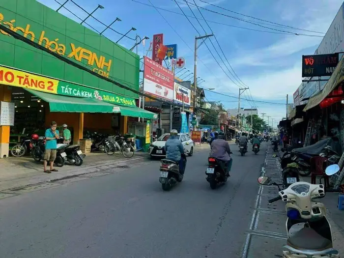 Nhà 3 tầng 130m2 gần chợ An Phú Đông Quận 12, mặt tiền 5m, giá 8.2 tỷ... Bán owner_side tại An Phú Đông, Hồ Chí Minh 01