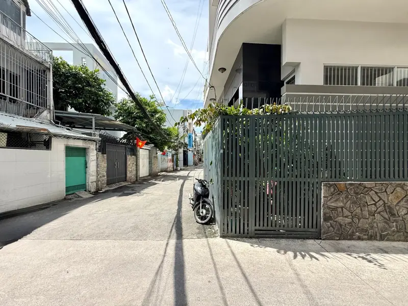 Nhà hẻm xe hơi Quận 10, tiện lợi và hiện đại... Bán nhà riêng tại Hòa Hưng, Hồ Chí Minh 01