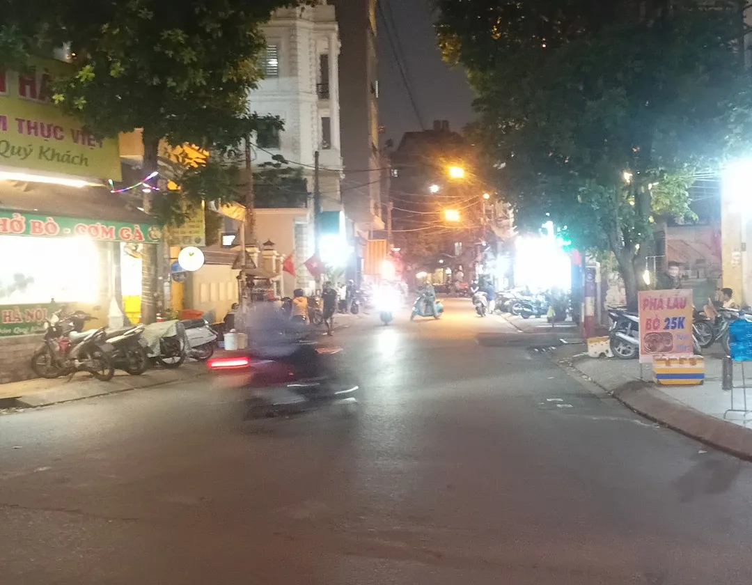 Nhà Mặt Phố Trung Tâm Tân Bình, Mặt Tiền 4.5m Siêu Đẹp... Bán nhà mặt phố tại Tân Bình, Hồ Chí Minh 01