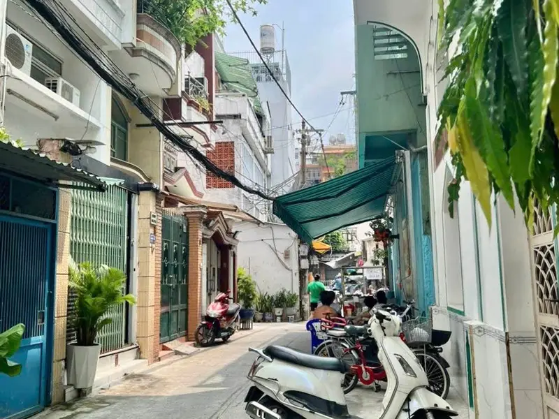 Cơ hội sở hữu nhà 3 tầng hiếm tại Phường Hòa Hưng, giá ưu đãi chỉ 7 tỷ... Bán nhà riêng tại Hòa Hưng, Hồ Chí Minh 01