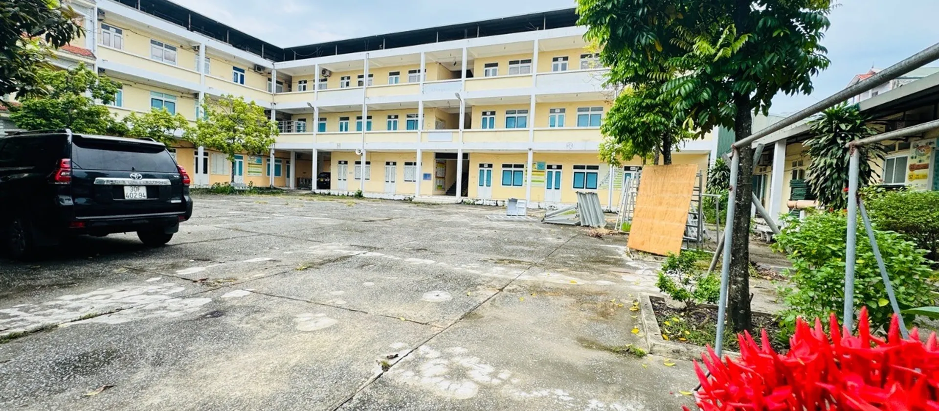 Bán văn phòng 3 tầng rộng 1981m2 Mặt đường QL32 , Sát Vành đai 4 hoài đức... Bán văn phòng tại Hoài Đức, Hà Nội 01