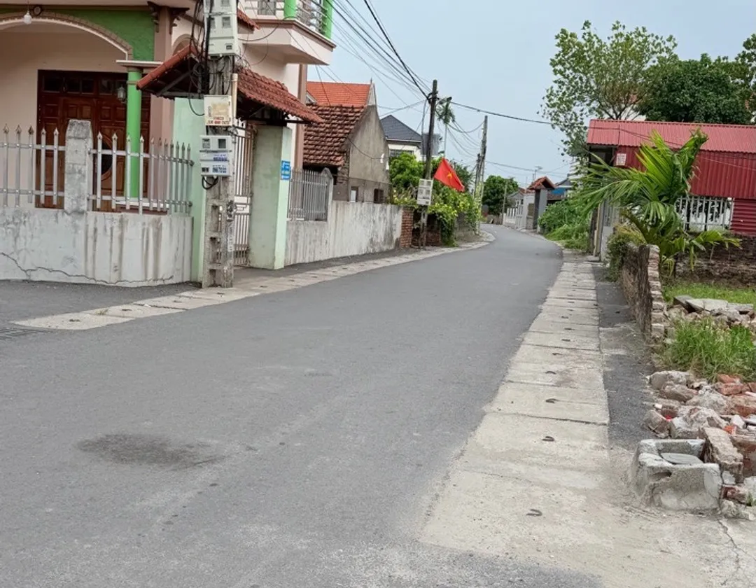Cần bán Đất đẹp 2 mặt ngõ ô tô, chỉ hơn 1 tỷ sổ đỏ sang tên ngay tại Bãi Sậy 3... Bán đất tại Triệu Việt Vương, Hưng Yên 01