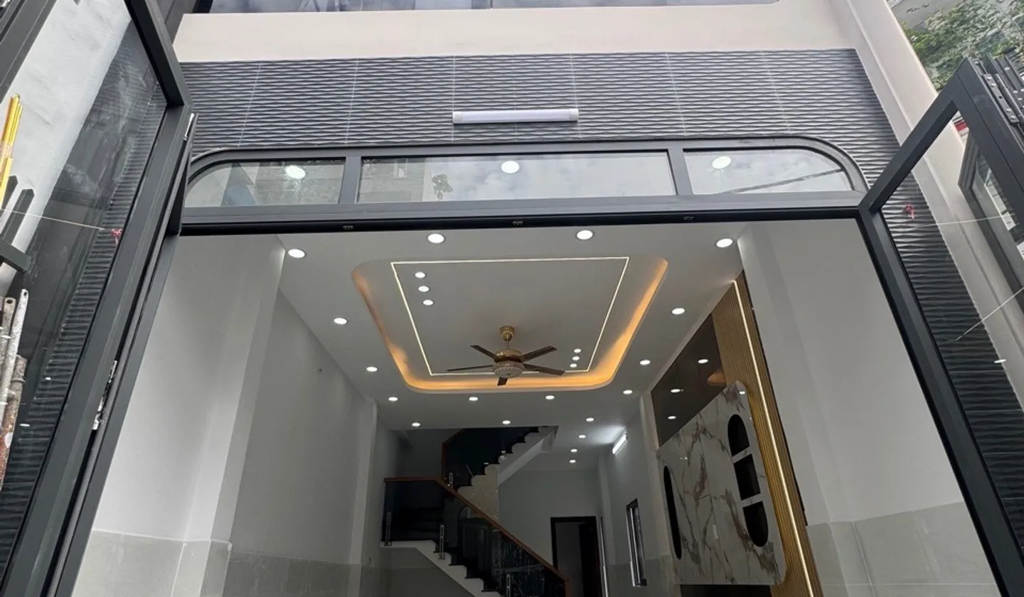 Bán nhà riêng 2 tầng 60m2 tại Bình Trị Đông, giá 5,3 tỷ... Bán nhà riêng tại Bình Trị Đông, Hồ Chí Minh 01