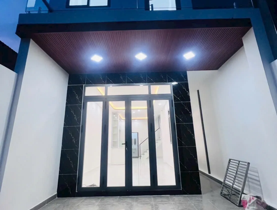 Quận 7 - Bán Nhà 2 Tầng - Phạm Hữu Lầu - 4,8m x 14m 👉 5,95 Tỷ 🚀🚀 Full Nội Thất, Hẻm Thông... Bán nhà riêng tại Tân Mỹ, Hồ Chí Minh 01