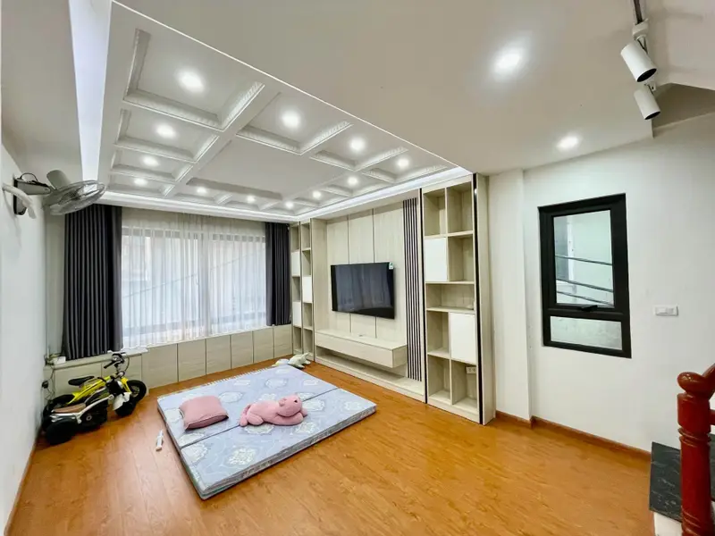 🌹♦️ 6 TẦNG THANG MÁY / 31m2 x 6 tầng - Phố Nguyễn Đức Cảnh

✅ MỚI KOONG, ĐẸP LONG LANH, MẶT TIỀN... Bán nhà riêng tại Hoàng Mai, Hà Nội 01