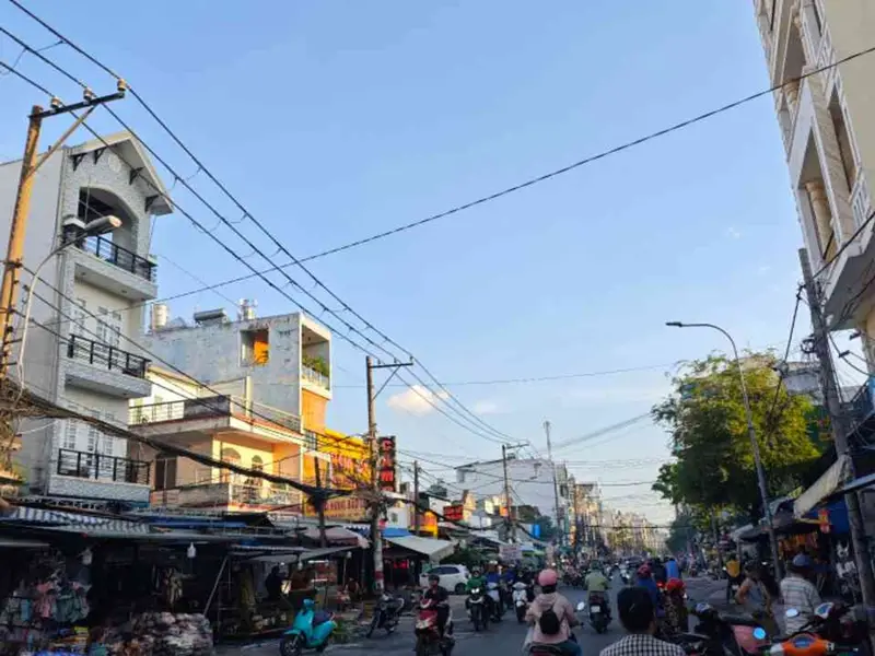 Bán nhà mặt phố rộng 126.5m² tại phường Phạm Văn Bạch, giá 19.9 tỷ... Bán nhà mặt phố tại Tân Sơn, Hồ Chí Minh 01