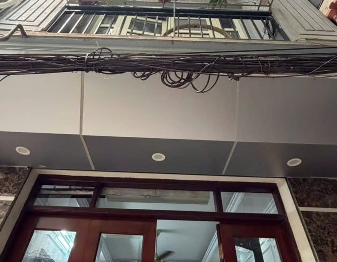 Bán nhà riêng phố Tân Mai, diện tích sử dụng 35m. 5 tầng, mặt ngõ.Ô tô cách nhà 20m. Full nội thất... Bán nhà riêng tại Hoàng Mai, Hà Nội 01