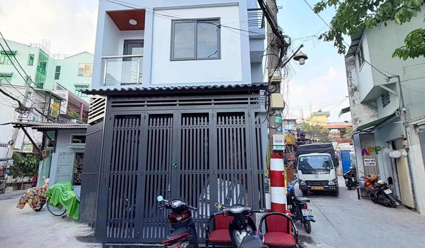 Nhà Mặt Tiền Hẻm Xe Tải Trần Văn Quang - Mới 100% 3PN 3WC... Bán nhà mặt phố tại Bảy Hiền, Hồ Chí Minh 01